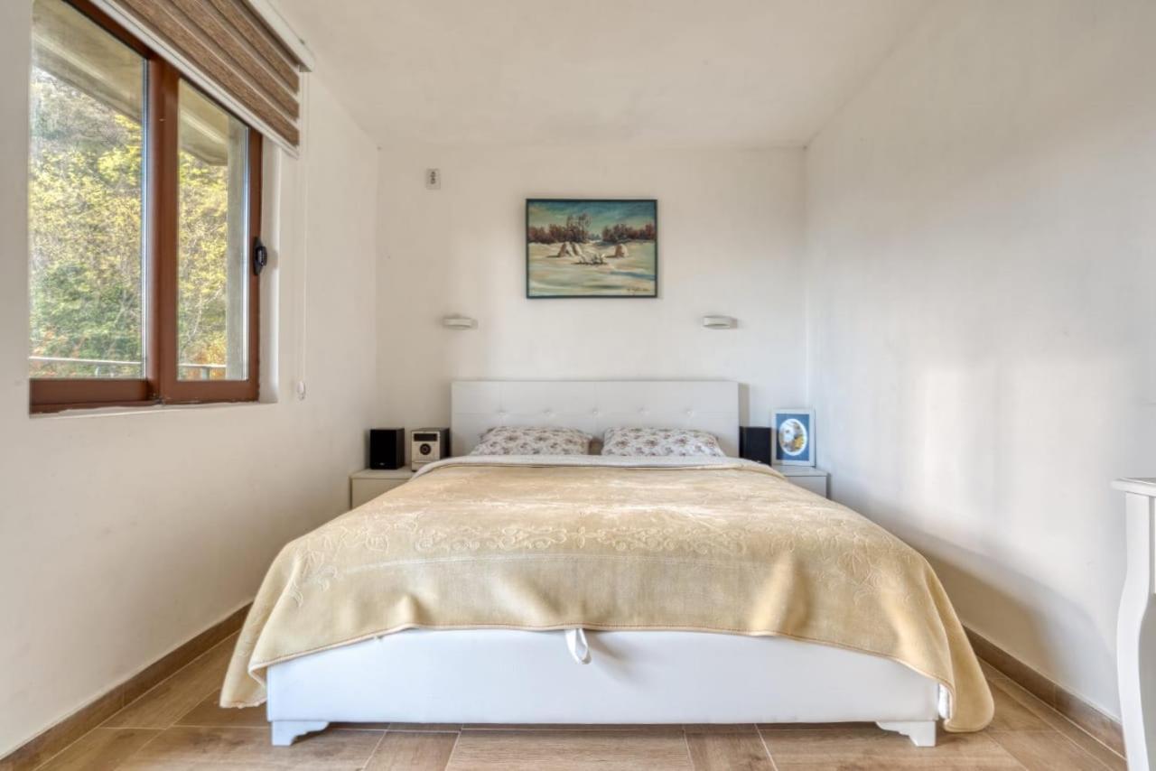 Ferienwohnung Savovic_Lux Petrovac na moru Exterior foto