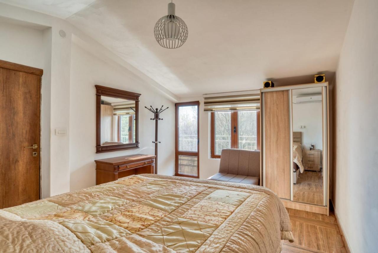 Ferienwohnung Savovic_Lux Petrovac na moru Exterior foto