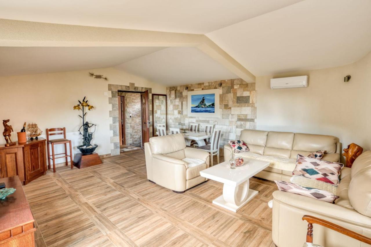 Ferienwohnung Savovic_Lux Petrovac na moru Exterior foto