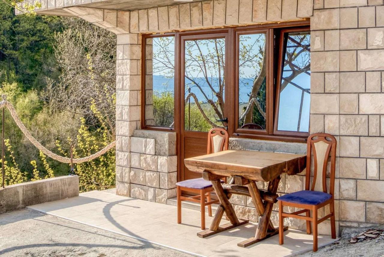 Ferienwohnung Savovic_Lux Petrovac na moru Exterior foto